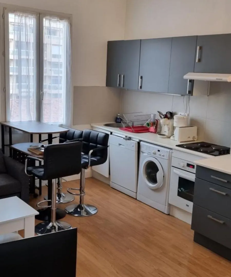 Appartement Lumineux Nizza Appartamento